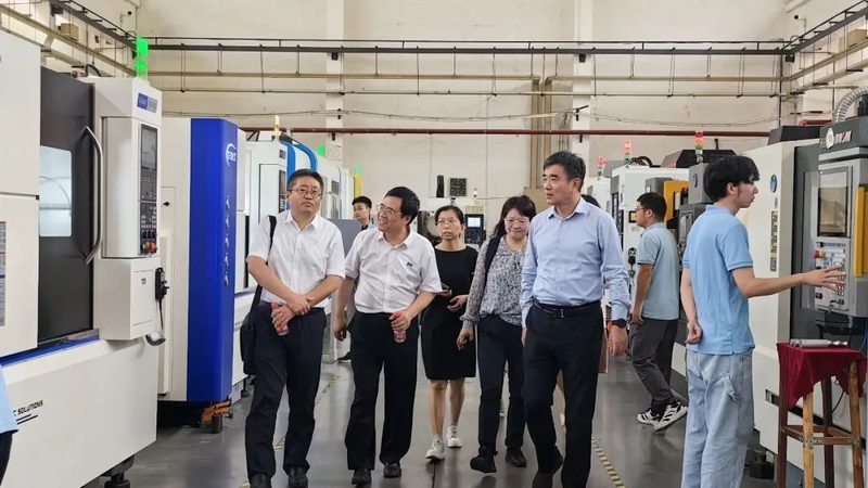 空气压缩机机油型号选择：关键因素与误区解析**